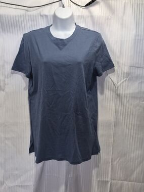 Maurices Women's Small Short Sleeve Crewneck Tee in Slate Blue NWT